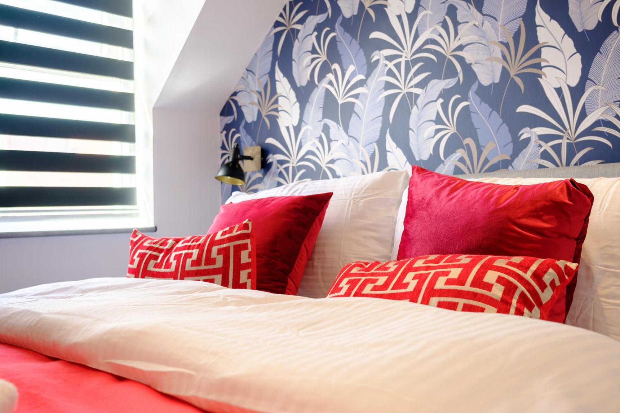 James Court Apartments By Staycay Llandudno Extérieur photo